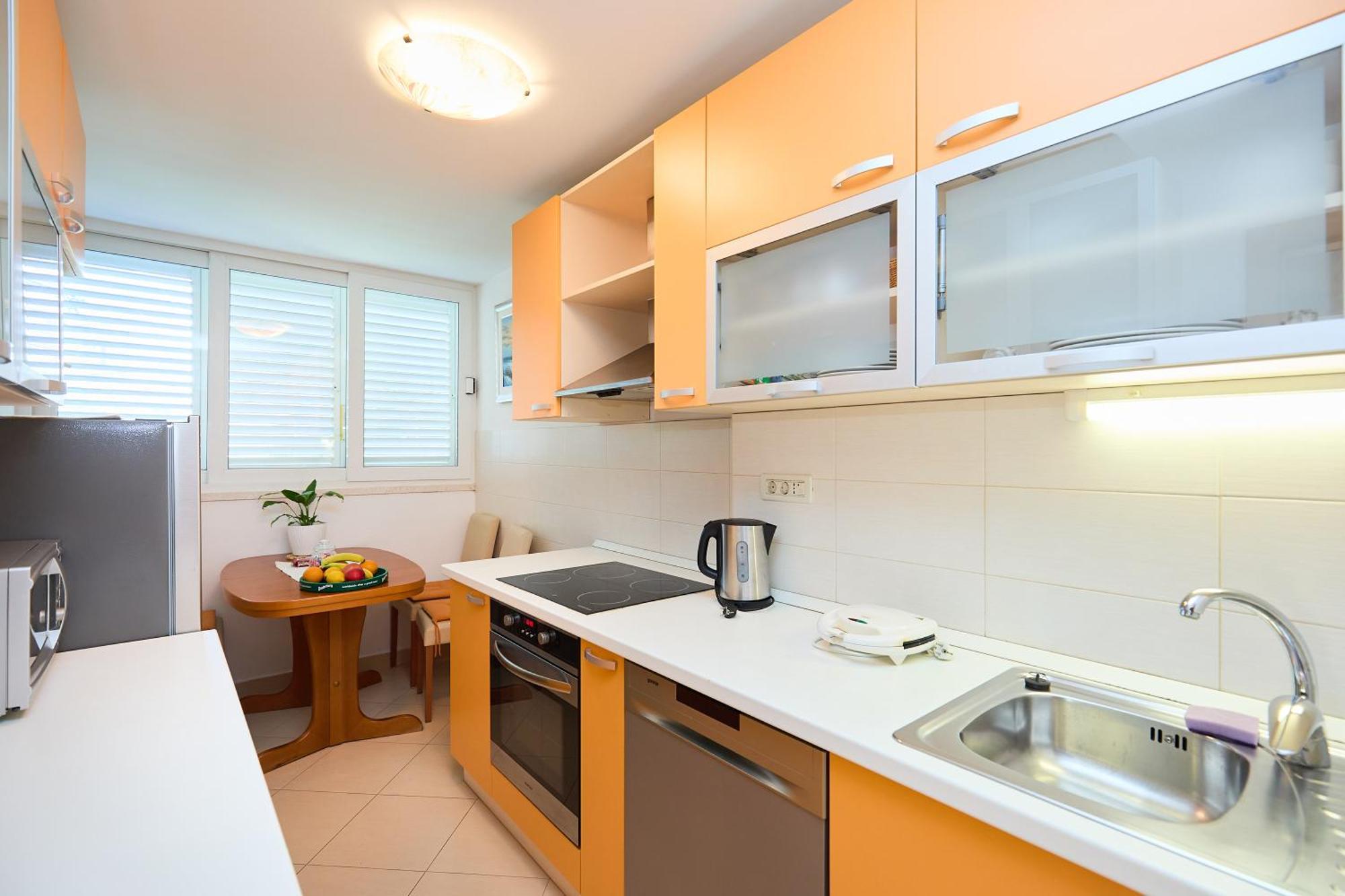 Apartment Promenada- 4Pax With Parking Dubrovnik Exterior photo